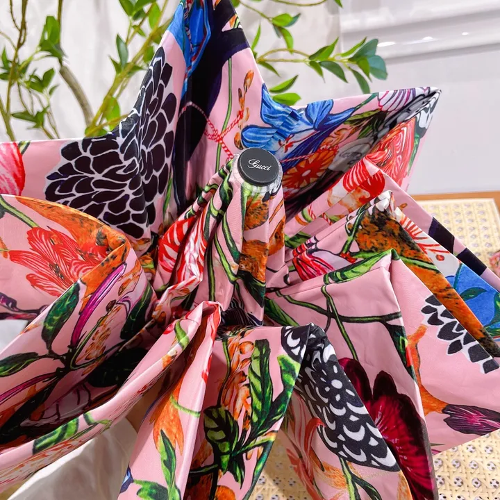 スーパーコピー グッチ 傘