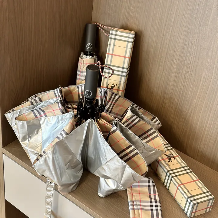 スーパーコピー バーバリー ス 傘