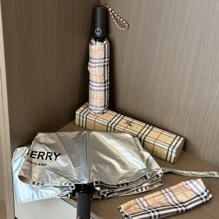 スーパーコピー バーバリー ス 傘