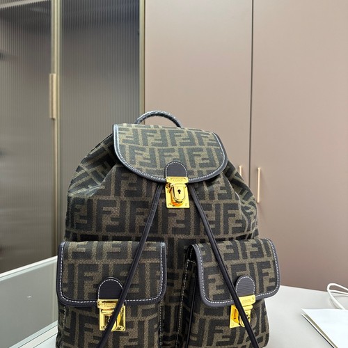 フェンディ リュックサック