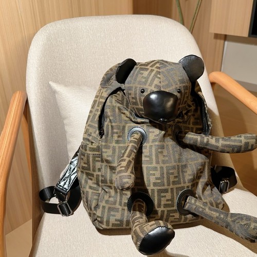 フェンディ リュックサック