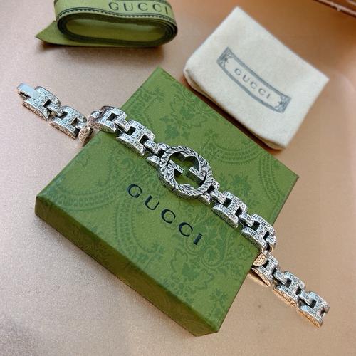 グッチ アクセサリー