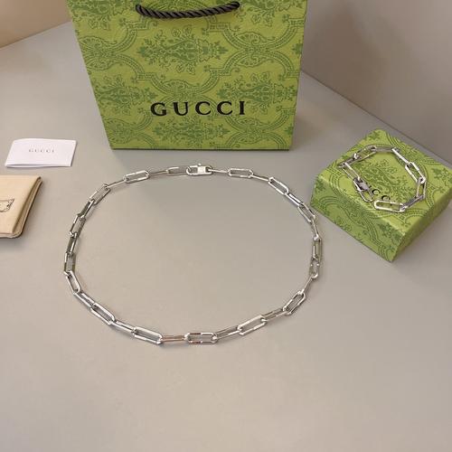 グッチ アクセサリー