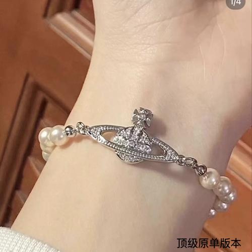 ヴィヴィアン・ウエストウッド アクセサリー