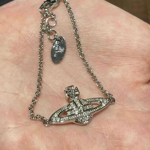 ヴィヴィアン・ウエストウッド アクセサリー