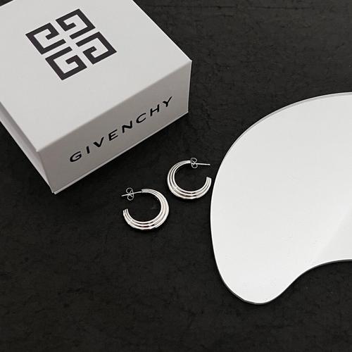 ジバンシィ アクセサリー