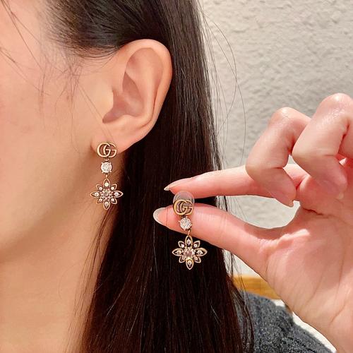 グッチ アクセサリー