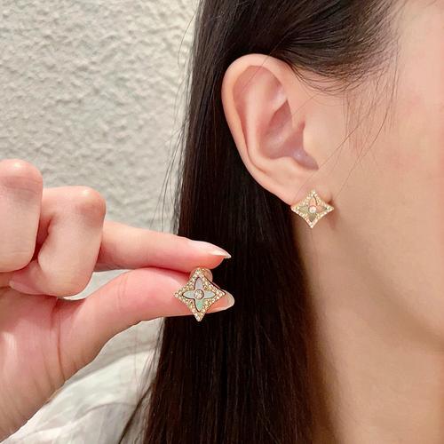 ルイヴィトン ピアス