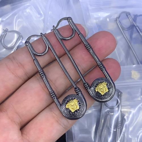 ヴェルサーチ アクセサリー
