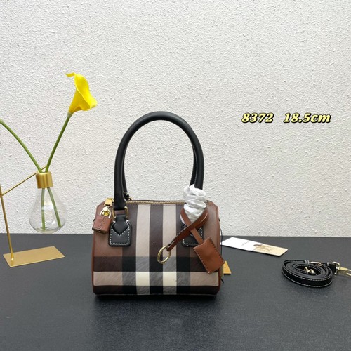 バーバリー ス ハンドバッグ