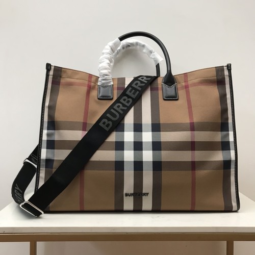 バーバリー ス ハンドバッグ