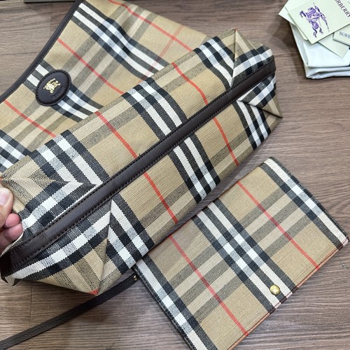 バーバリー ス ハンドバッグ