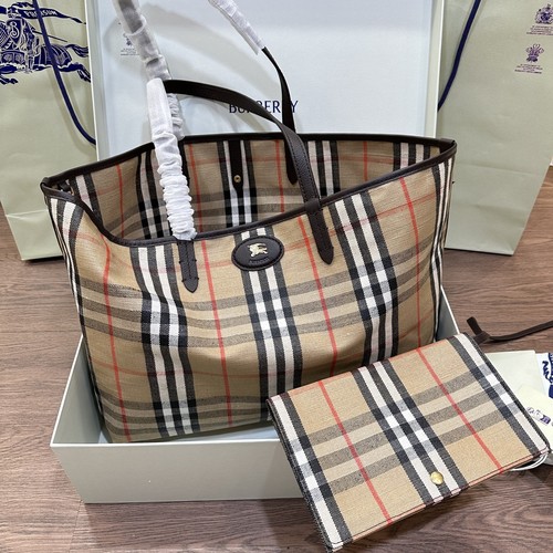 バーバリー ス ハンドバッグ