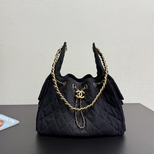 シャネル ハンドバッグ