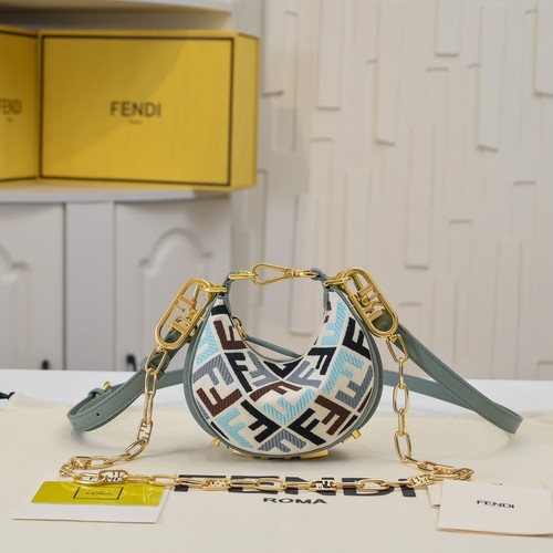 フェンディ ハンドバッグ