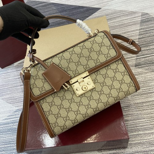 グッチ ハンドバッグ