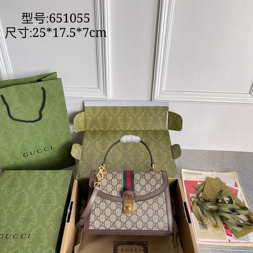 グッチ ハンドバッグ