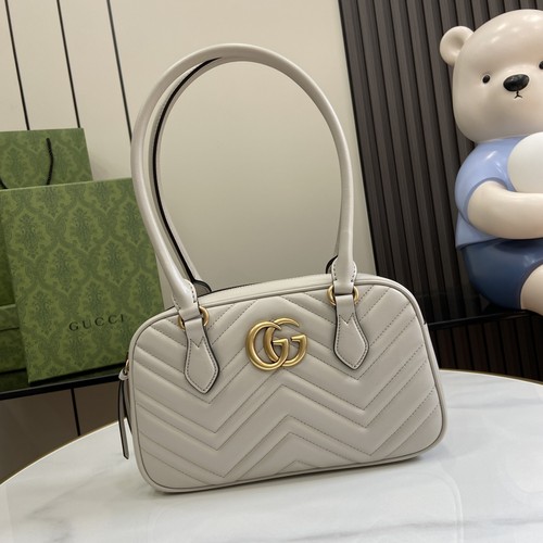 グッチ ハンドバッグ