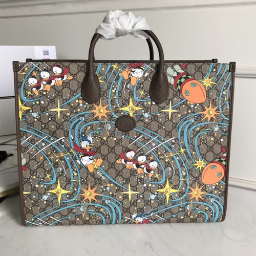 グッチ ハンドバッグ