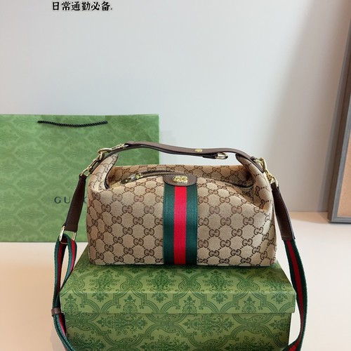 グッチ ハンドバッグ