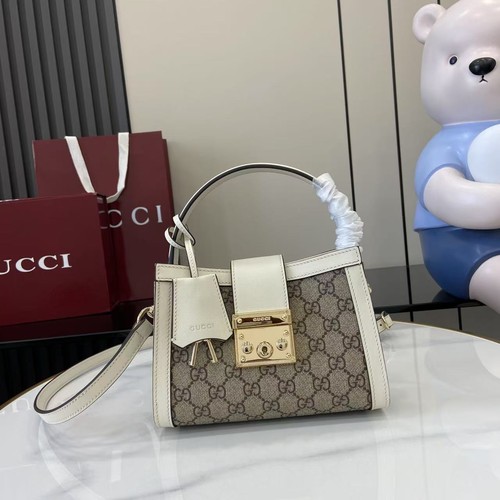 グッチ ハンドバッグ