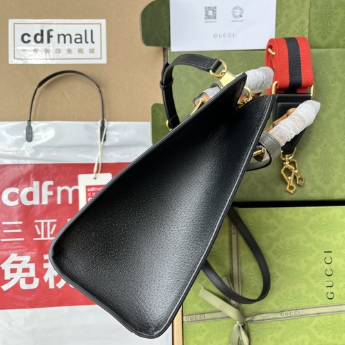 グッチ ハンドバッグ