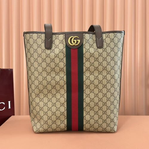 グッチ ハンドバッグ
