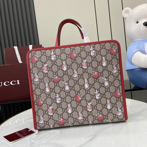 グッチ ハンドバッグ