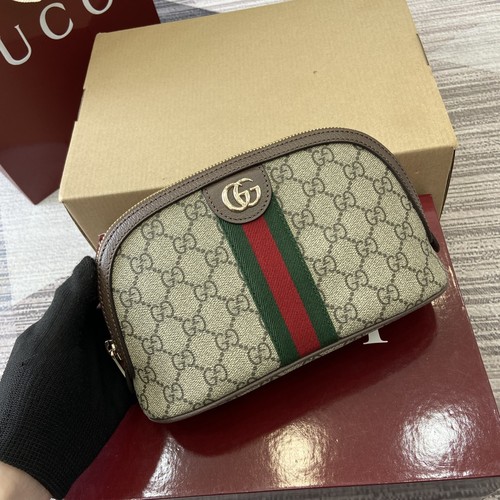 グッチ ハンドバッグ