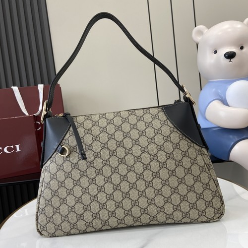 グッチ ハンドバッグ