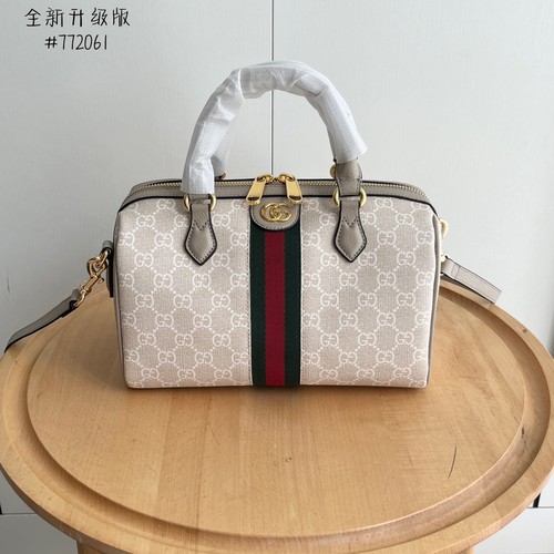 グッチ ハンドバッグ