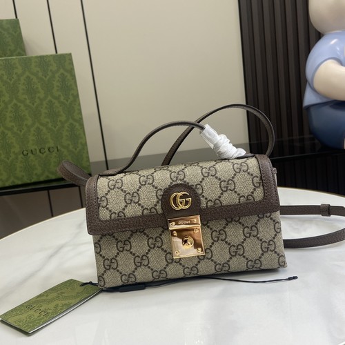 グッチ ハンドバッグ