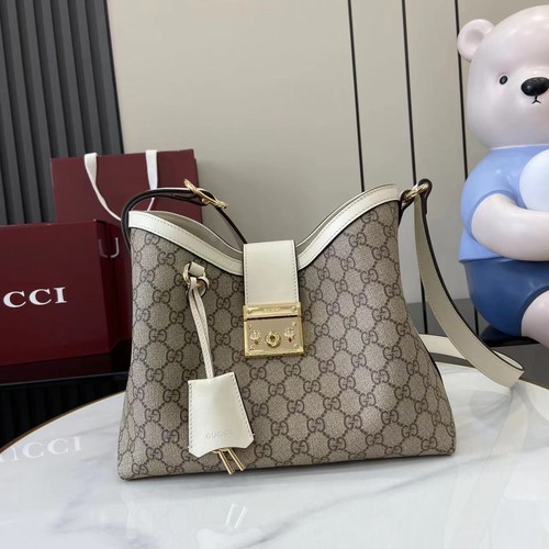 グッチ ハンドバッグ
