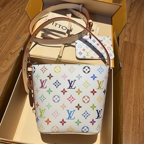 ルイヴィトン ハンドバッグ