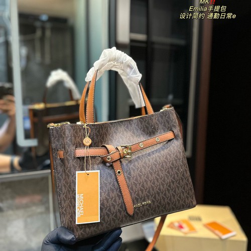 マイケルコース ハンドバッグ