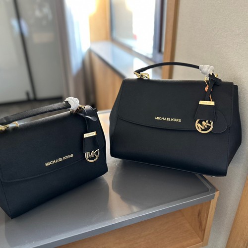 マイケルコース ハンドバッグ