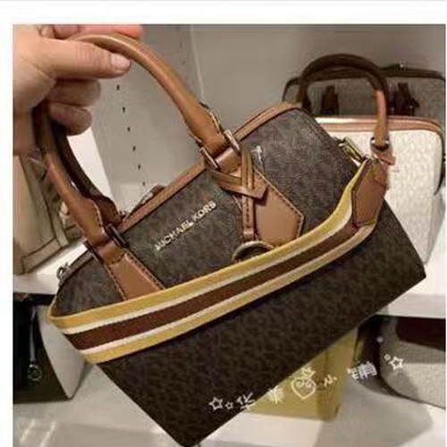 マイケルコース ハンドバッグ