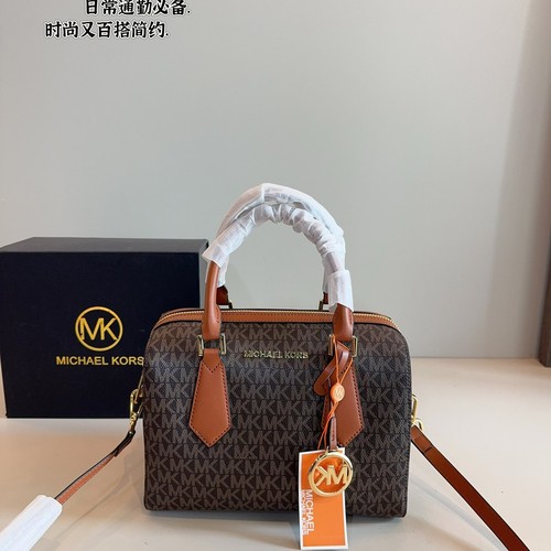 マイケルコース ハンドバッグ