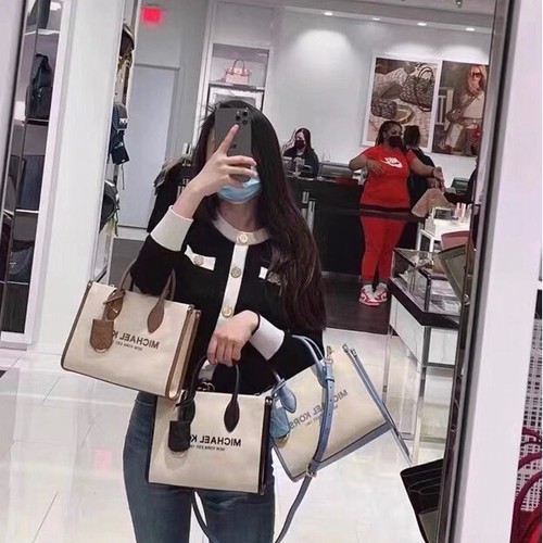 マイケルコース ハンドバッグ