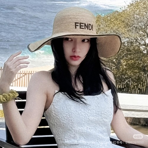 フェンディ 帽子