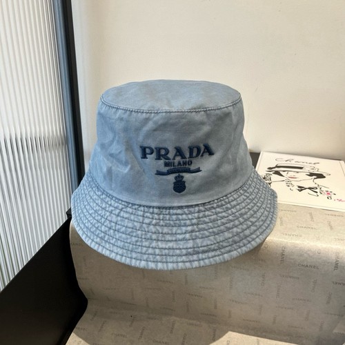 プラダ 帽子