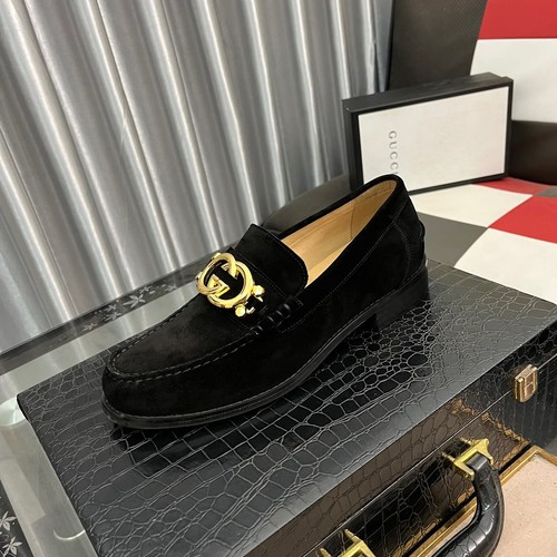 グッチ ビジネスシューズ