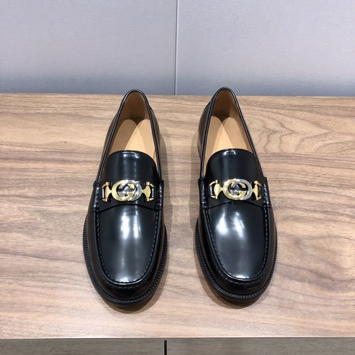 グッチ ビジネスシューズ