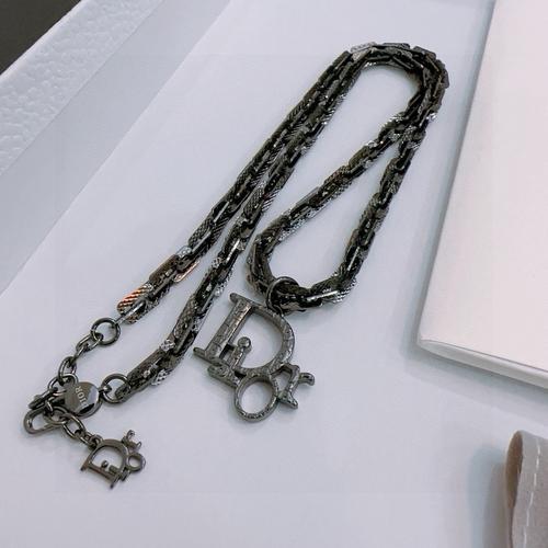 ディオール ネックレス
