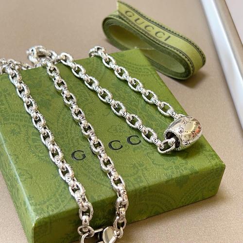 グッチ アクセサリー