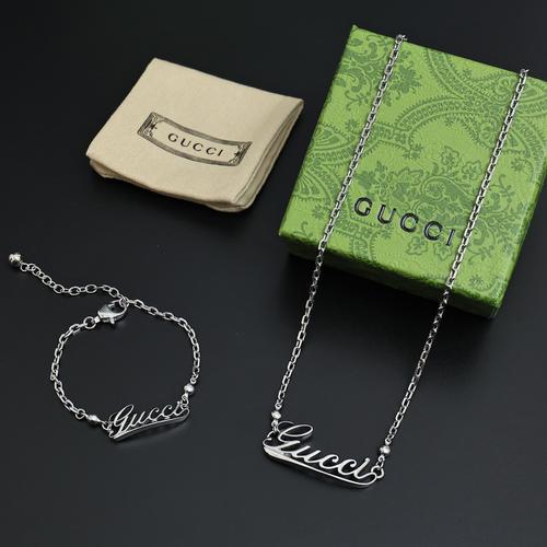 グッチ アクセサリー