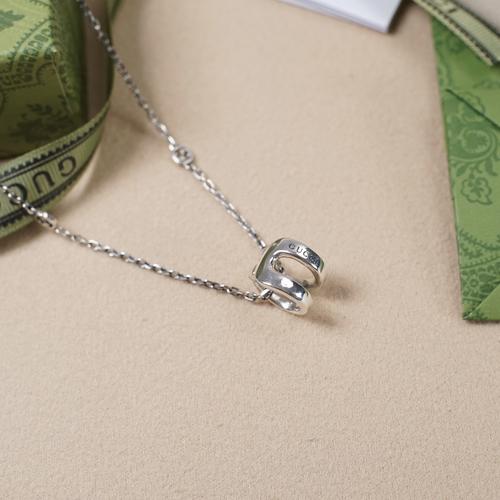 グッチ アクセサリー