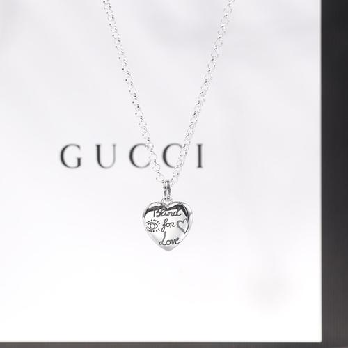 グッチ アクセサリー