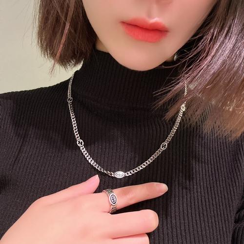グッチ アクセサリー