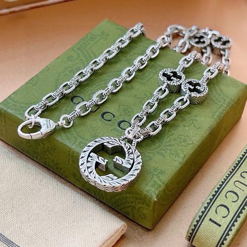 グッチ アクセサリー